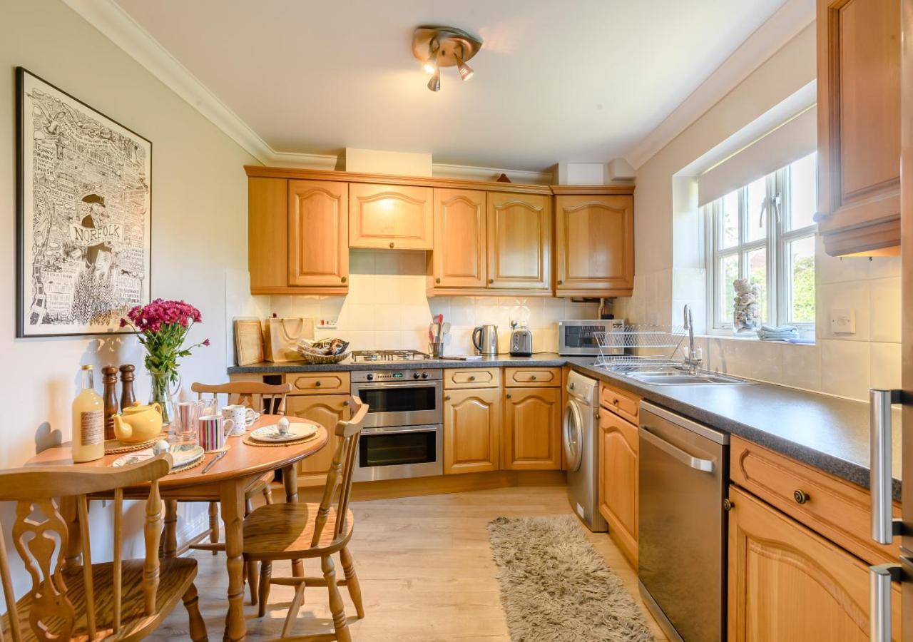 2 Oaklands Cottage Holt  Bagian luar foto